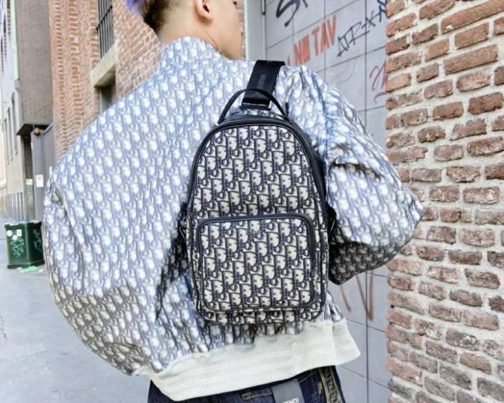 Picture of Dior Handbags _SKUfw239324310fw